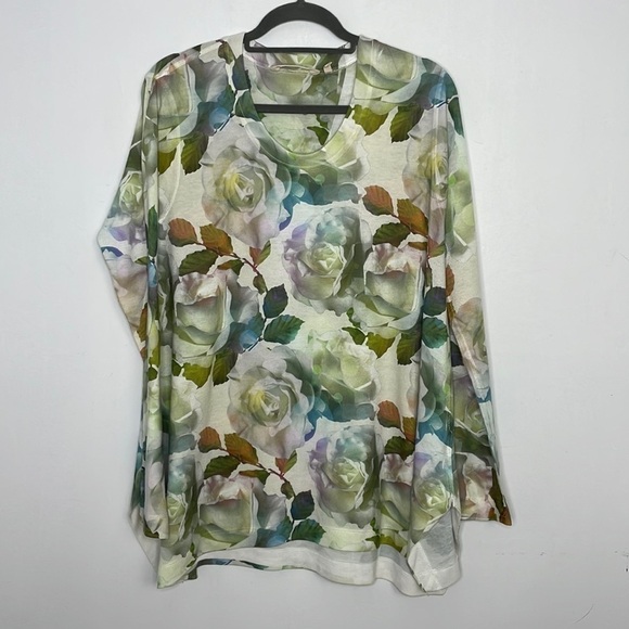 Soft surroundings roses garden floral long sleeve top - Picture 1 of 9